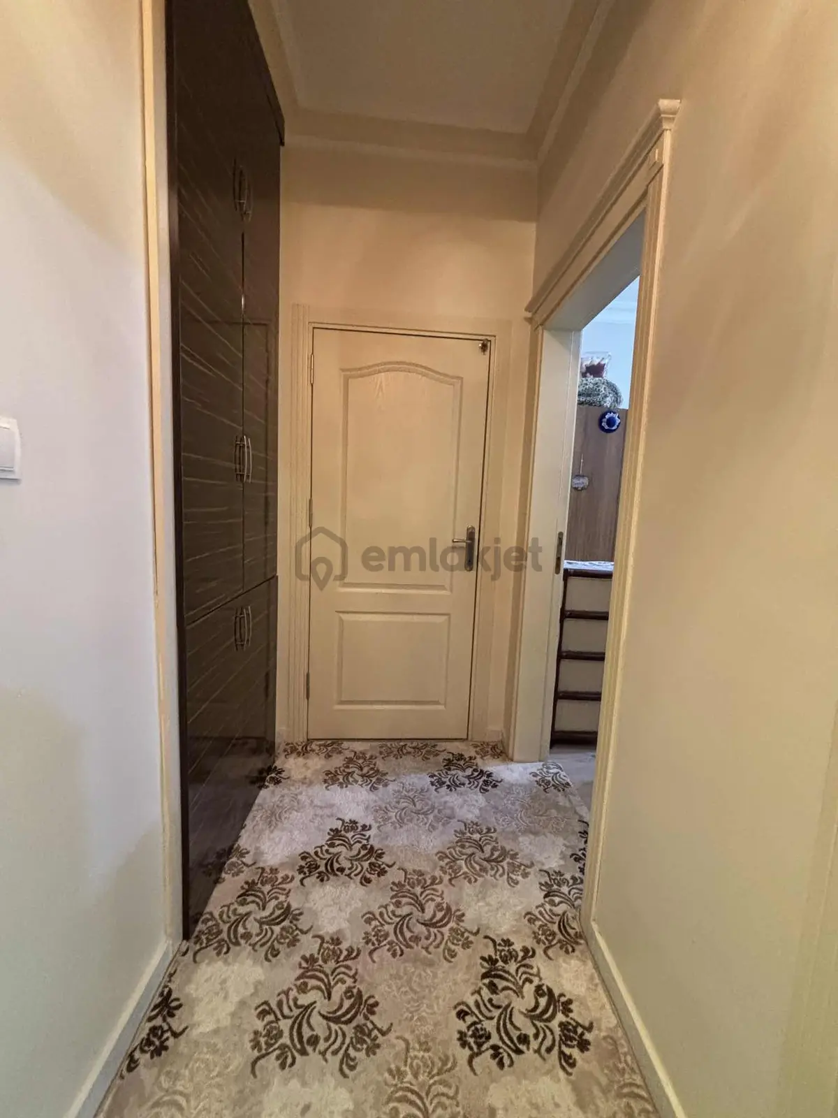 Fetih Caddesi Üzerinde 3+1 Satılık Genişş Daire - 24
