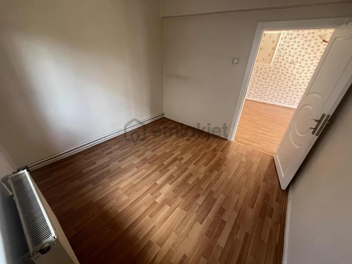 Gata Yakını Kiralık 3+1 En Üst Kat Çift Balkon Daire - 14