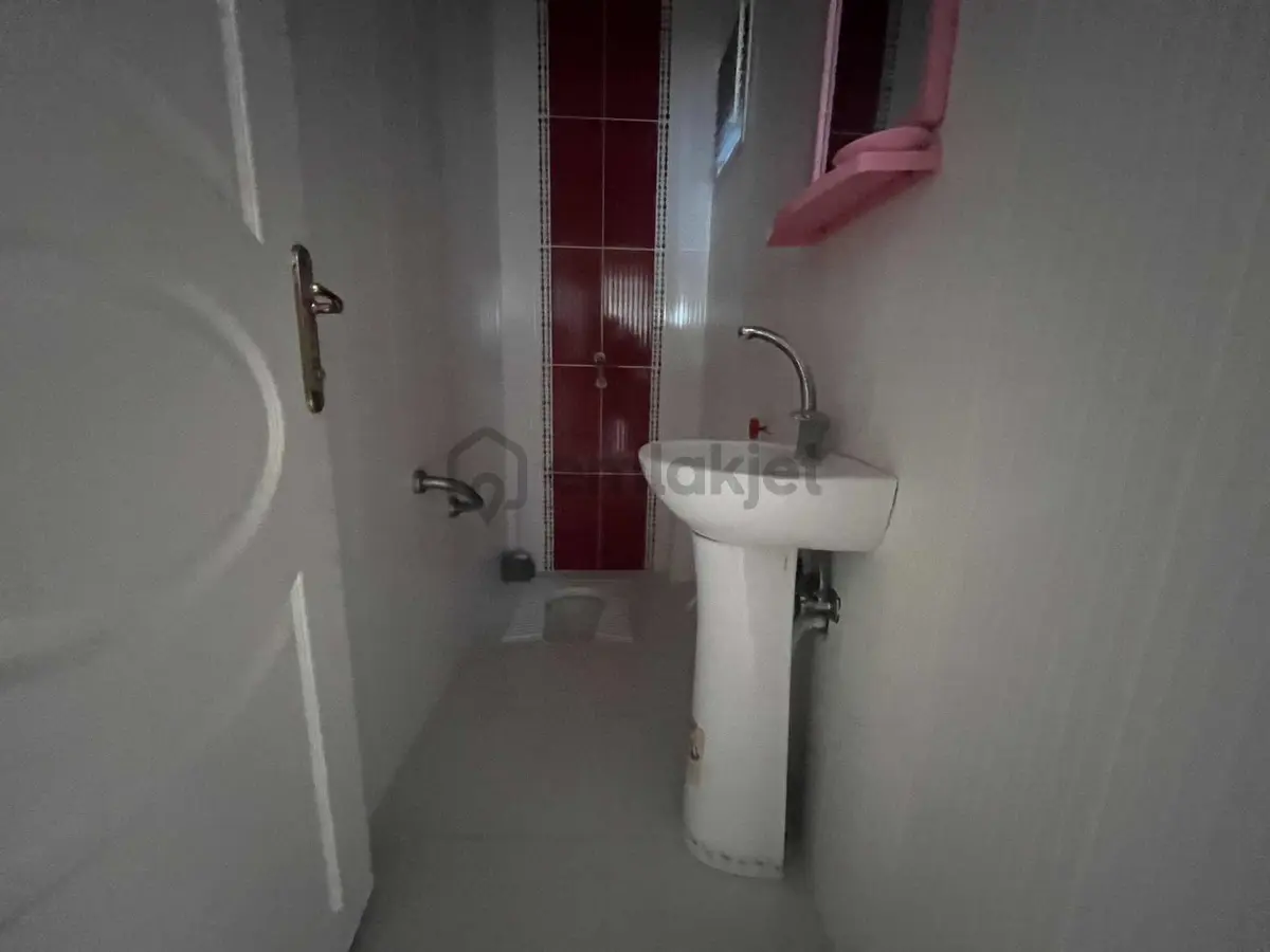 Gata Yakını Kiralık 3+1 En Üst Kat Çift Balkon Daire - 28