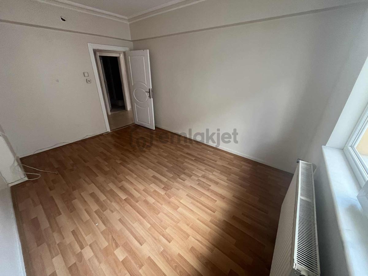 Gata Yakını Kiralık 3+1 En Üst Kat Çift Balkon Daire - 34