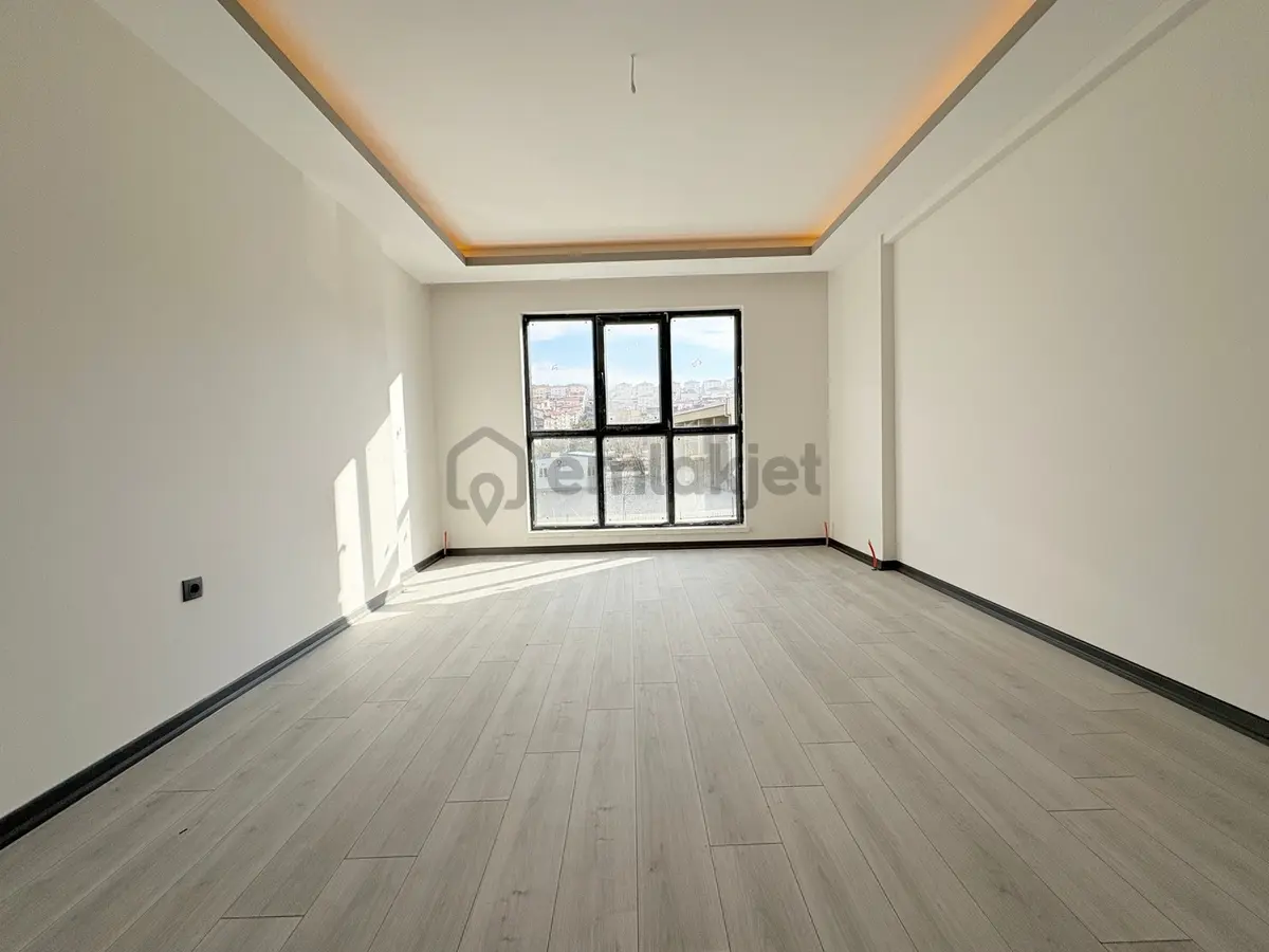 2+1 1.kat Sıfır Oturuma Hazır Geniş Ebeveyn Banyolu Asansörlü - 13