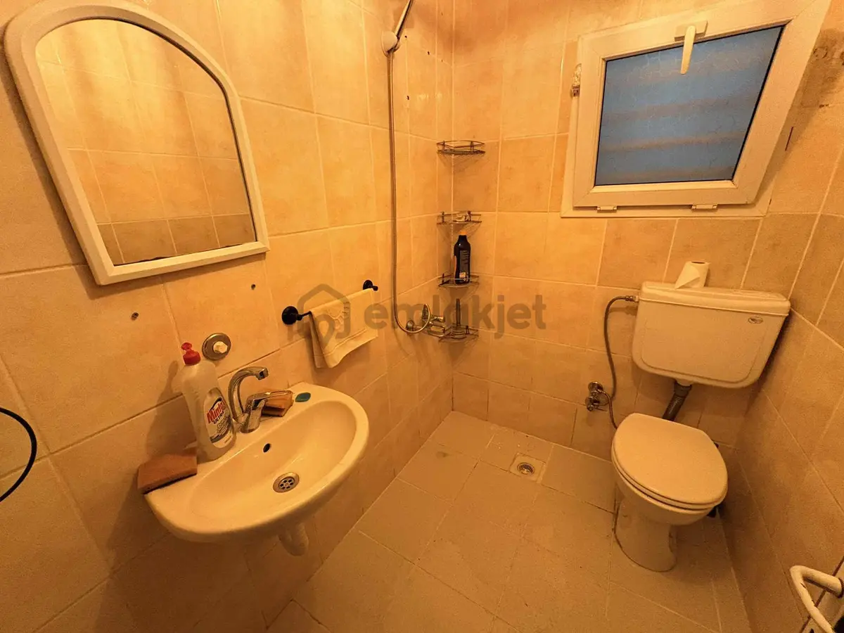 F-l Den Selimiye'de Bahçe Kullanımlı, Temiz Kiralık Daire - 11