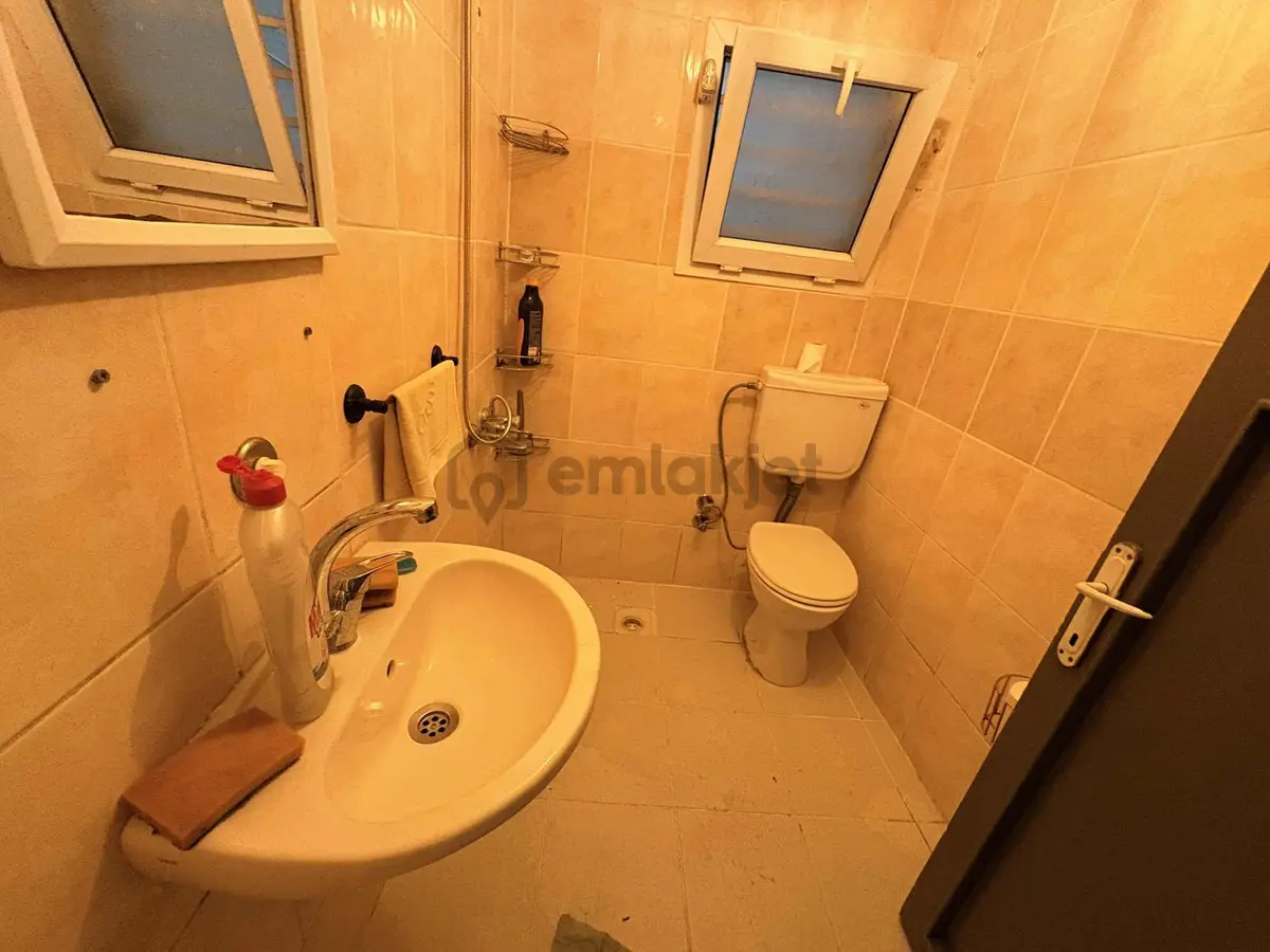 F-l Den Selimiye'de Bahçe Kullanımlı, Temiz Kiralık Daire - 19