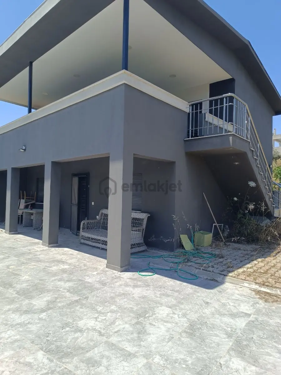 Buca Belenbaşı Köyünde Satılık Müstakil Villa - 13