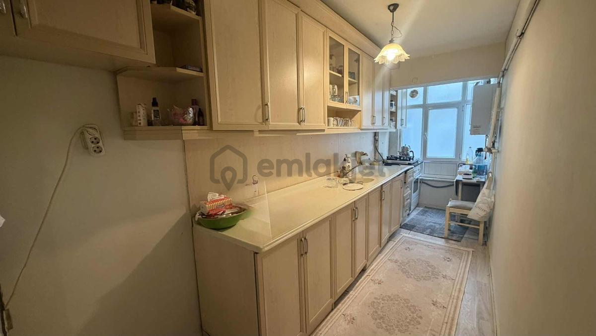 Kirazlıda Site İçerisinde 2+1 85 M2 Balkonlu Geniş Daire - 14