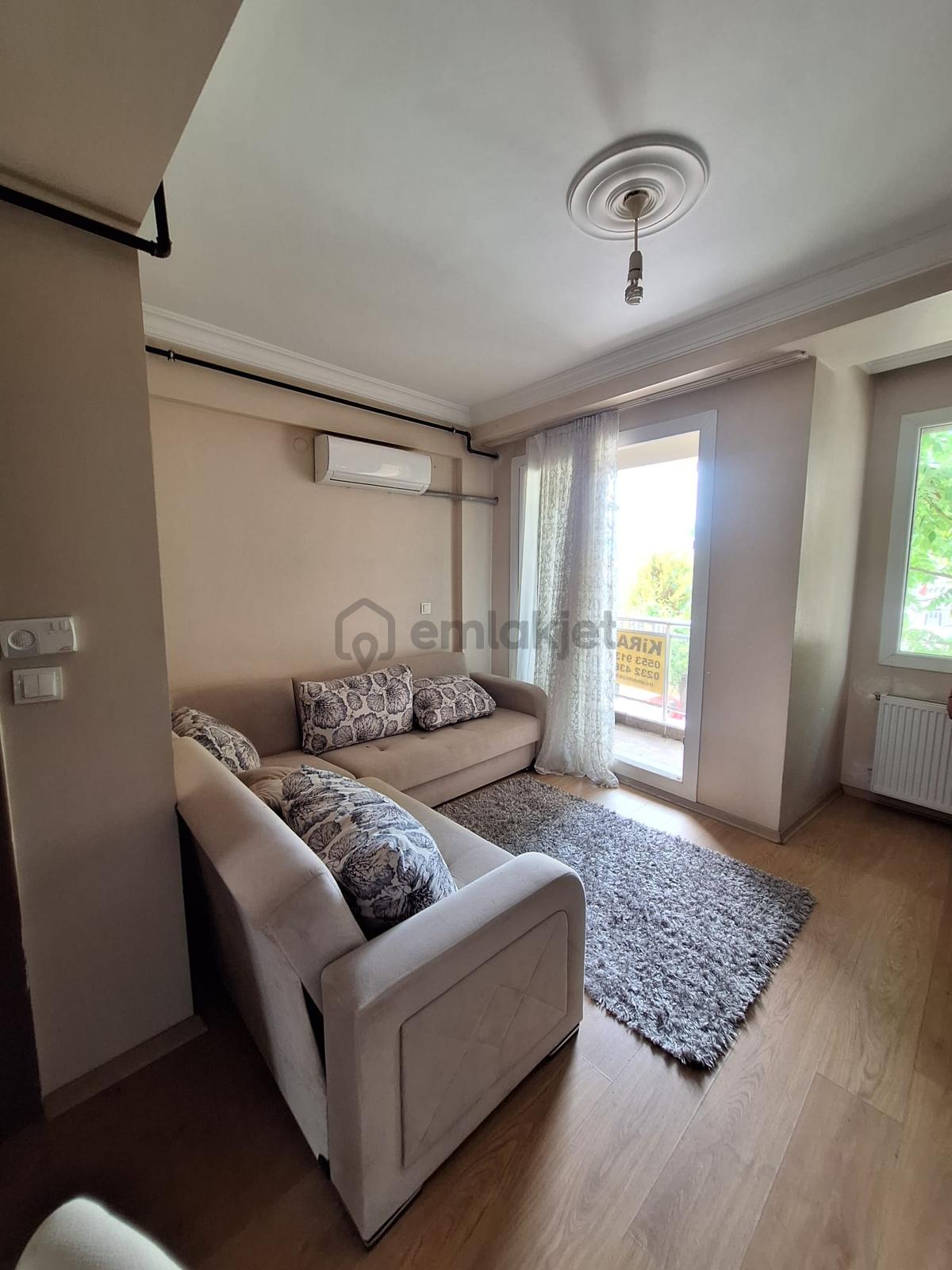 Buca Yıldız Mah Üniversite Yakını 1+1 60m2 Eşyalı Dgazlı Full Eşyalı Kiralık Daire