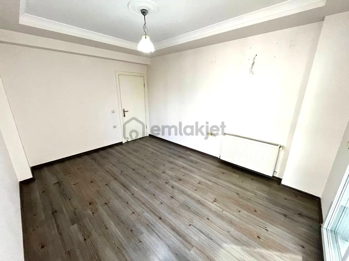 Eski Belediye Civarı Doğalgazlı Geniş 2+1 Daire - 11