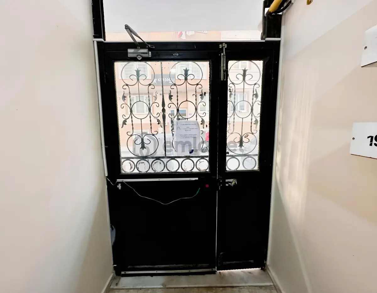 Remax Advantage'den Görüklede Eşyalı Ara Kat 2+1 Kiralık Daire - 13