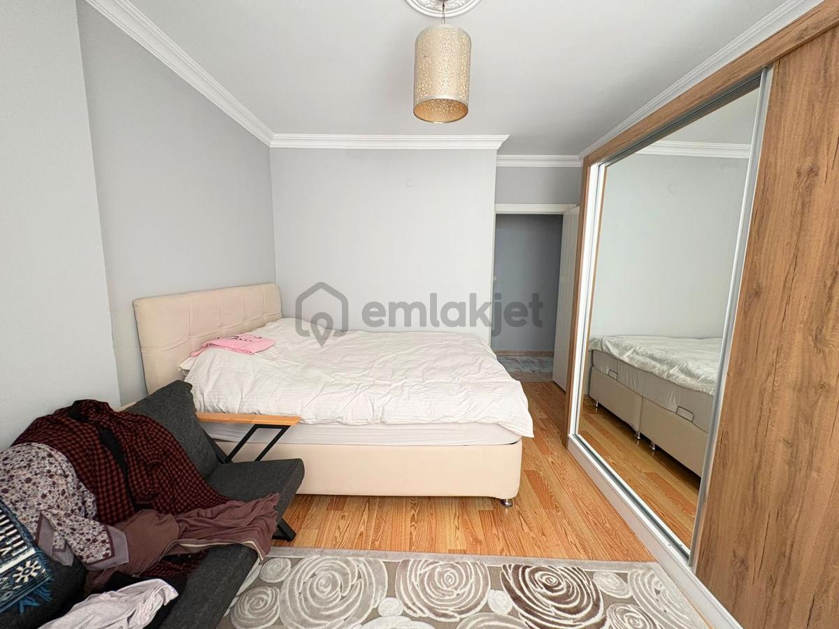 Yıldız'dan Kredi Limitsiz !!! Cadde Üstü Ara Kat 3+1 !!! - 30