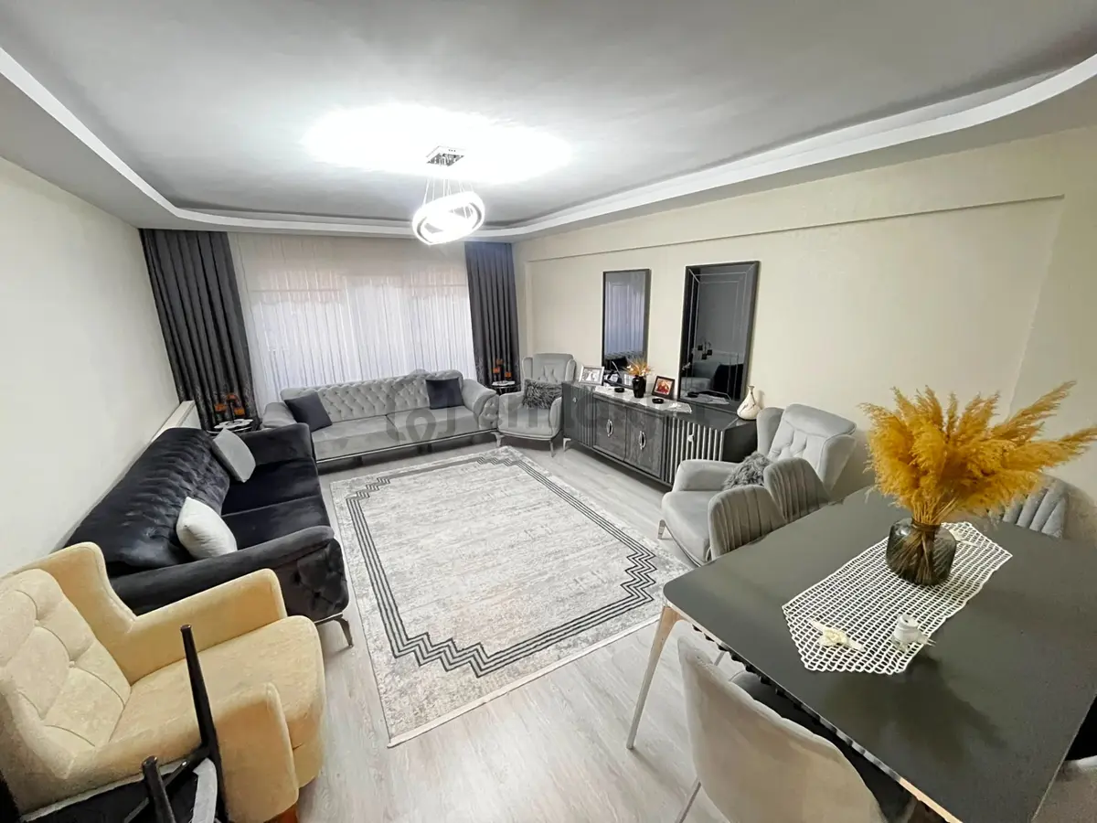 Feridun Çelik Mah 1048 Cad Yakın Satılık Daire - 3