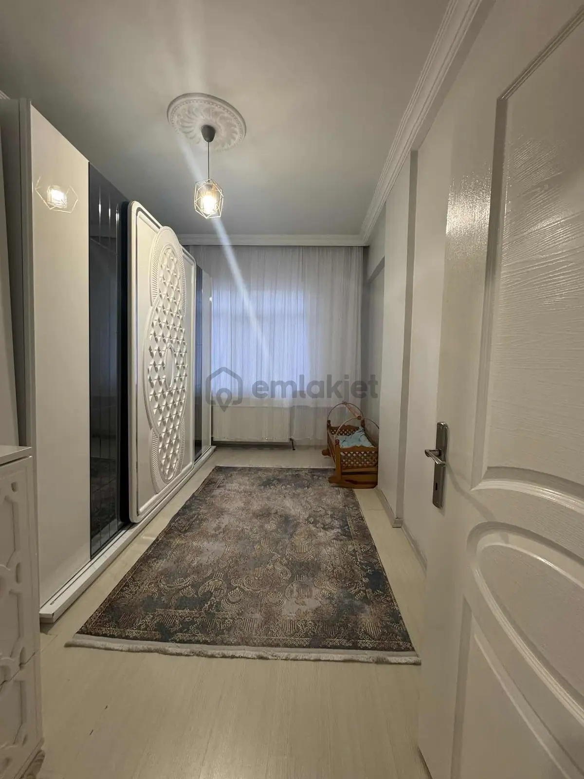 Ceza Evi Alt Köşede 3+1 Masraflı Daire! - 6