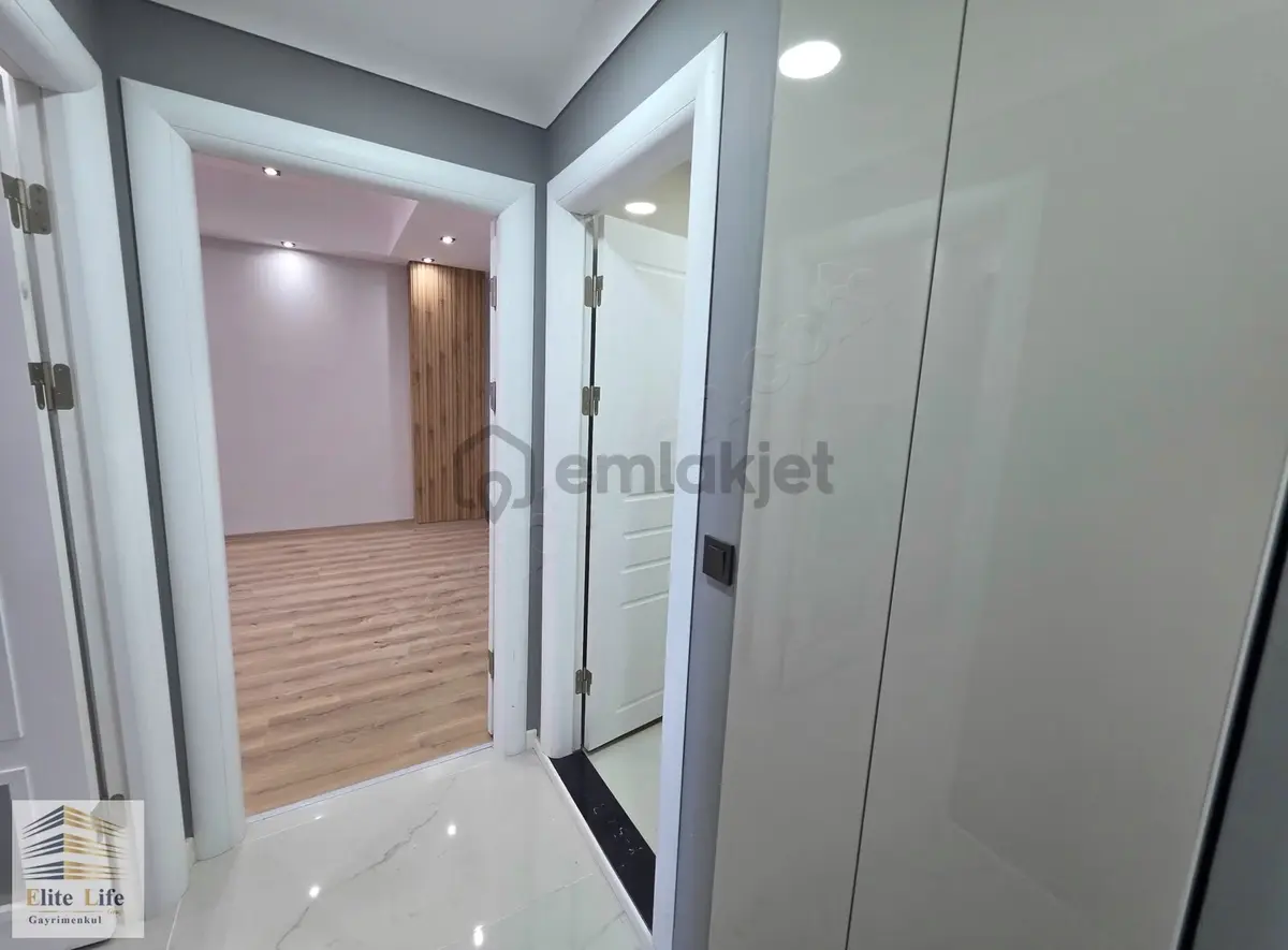 Çekmeköy Mimar Sinan Mh.2+1 Ara Kat Satılık Daire - 12