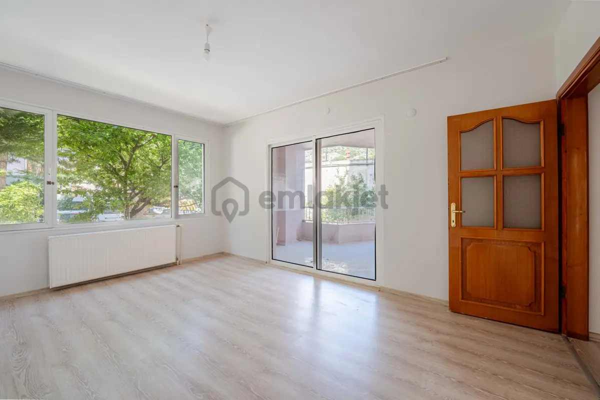Ege Mahallesi'nde Site İçerisinde 3+1 Satılık Daire - 2