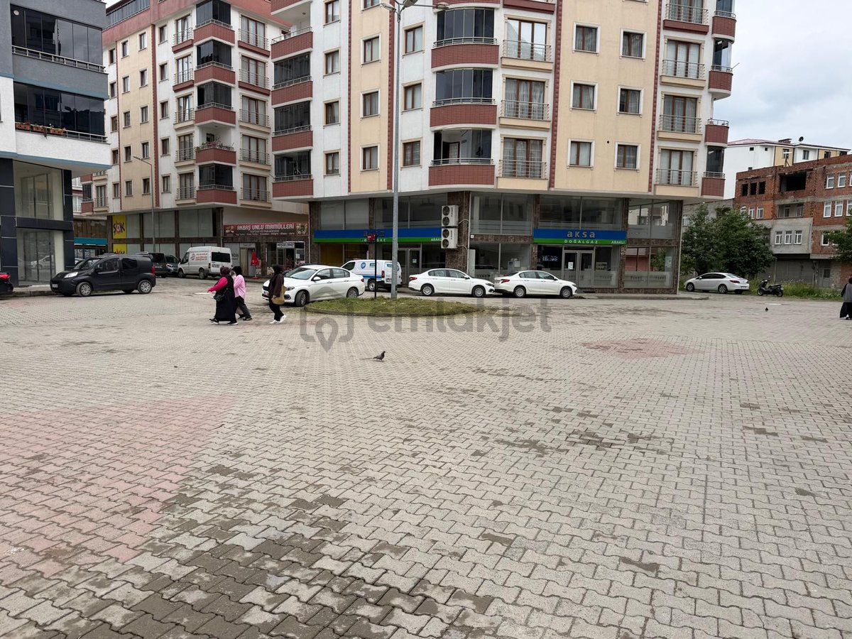 Araklı Da Kiralık Depolu Dükkan - 18