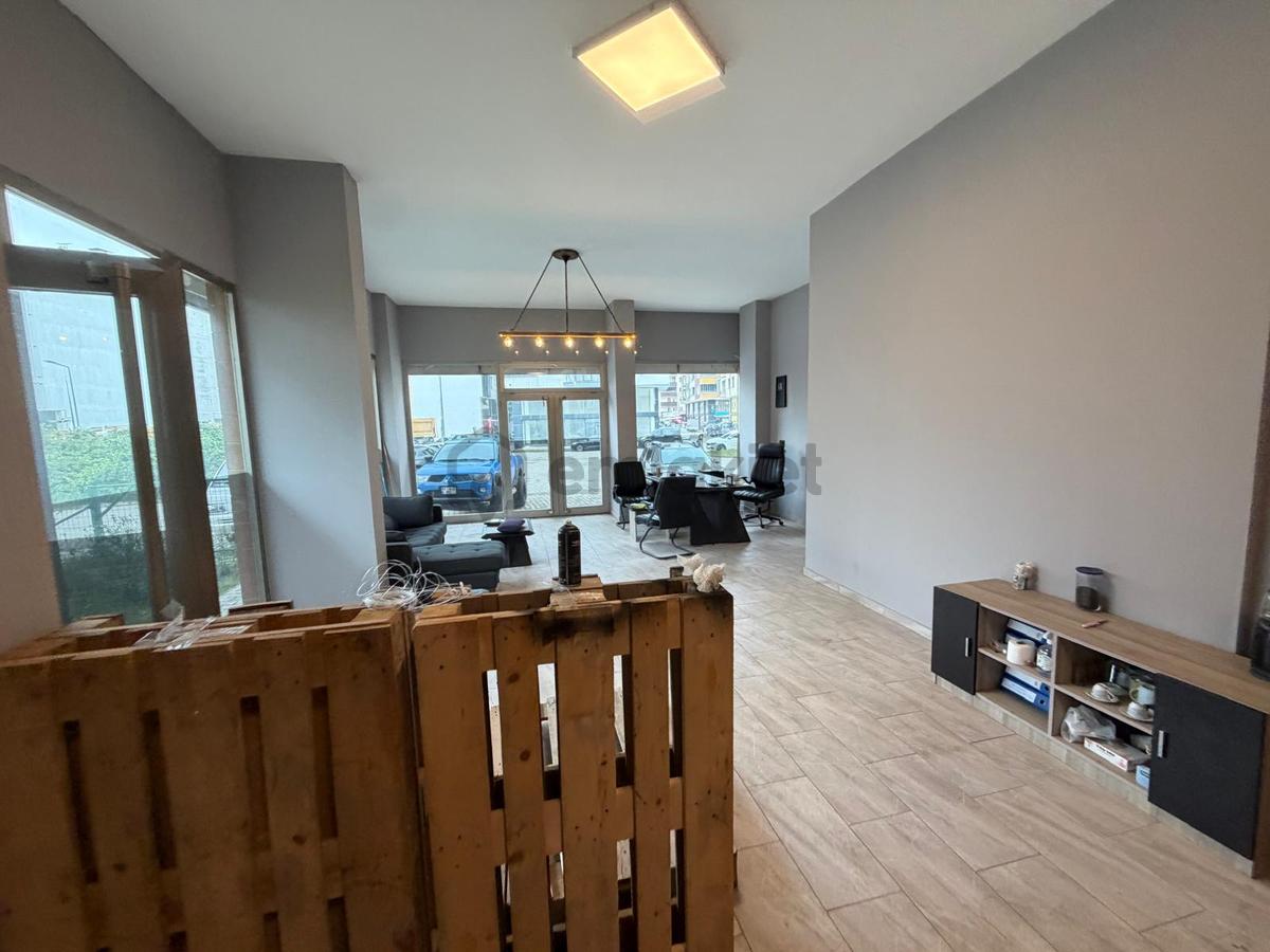 Araklı Da Kiralık Depolu Dükkan - 11