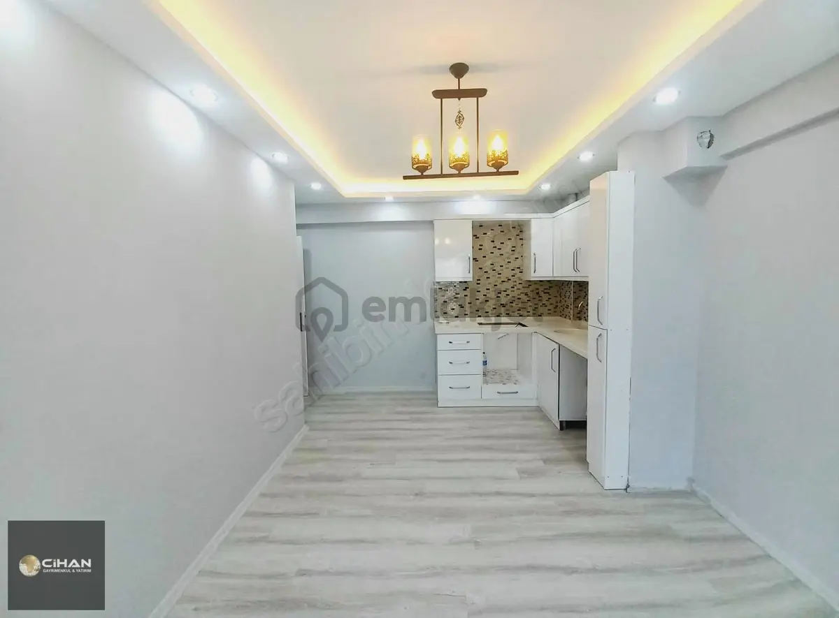 Kuşadası Davutlar Merkez Ara Kat 2+1 Daire - 12