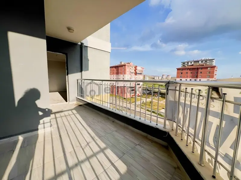 Satılık Alcı'da Full Yapılı İskanlı Daire - 13