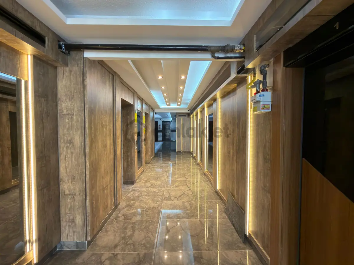 Özçeliklerden Cadde Yakını Çift Banyo Köşe Başı 140m2 3+1 Dairee - 30