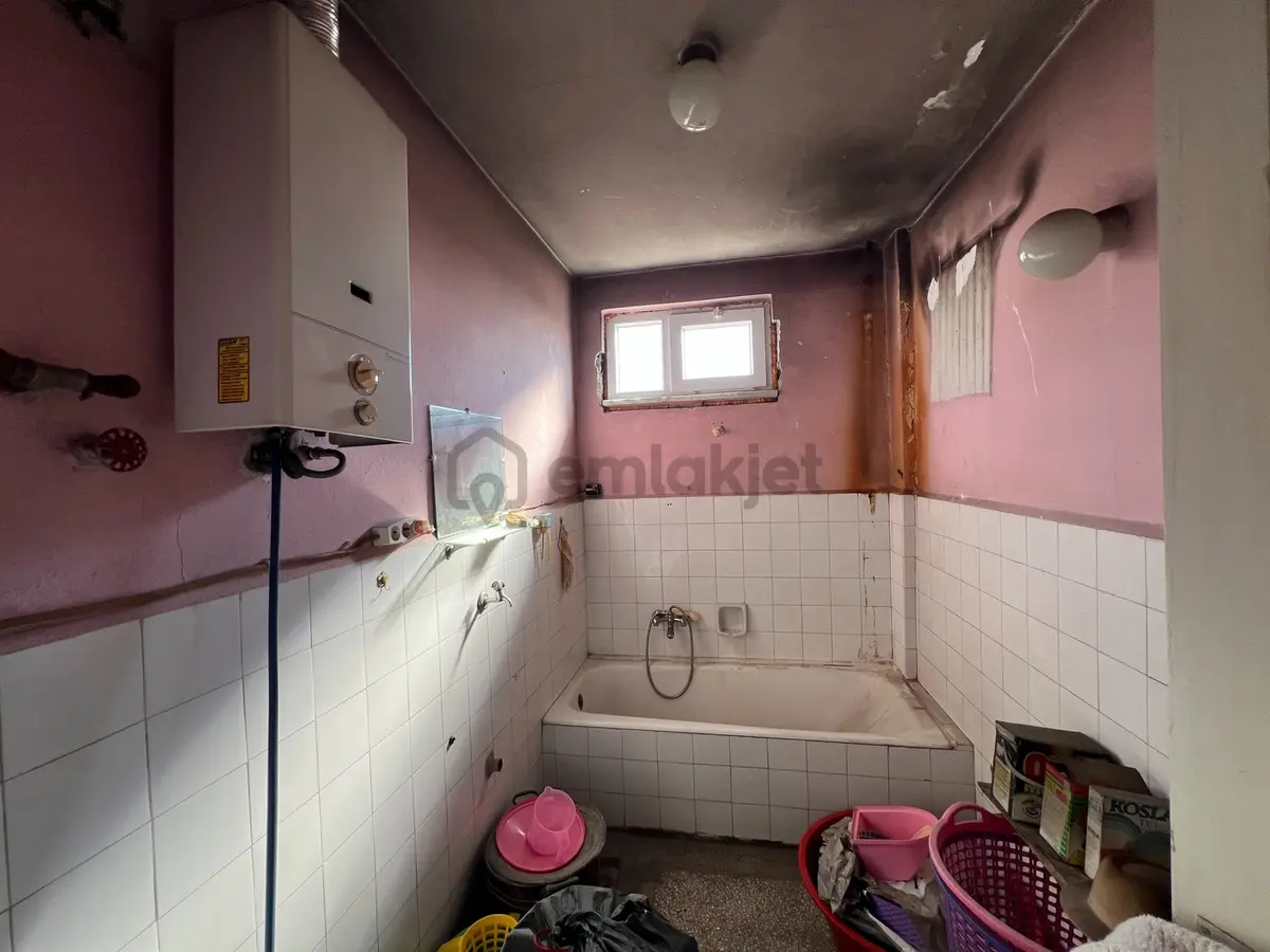 Trabzon İnönü Mah 90 Evler Sitesi 3+1 Daire - 23
