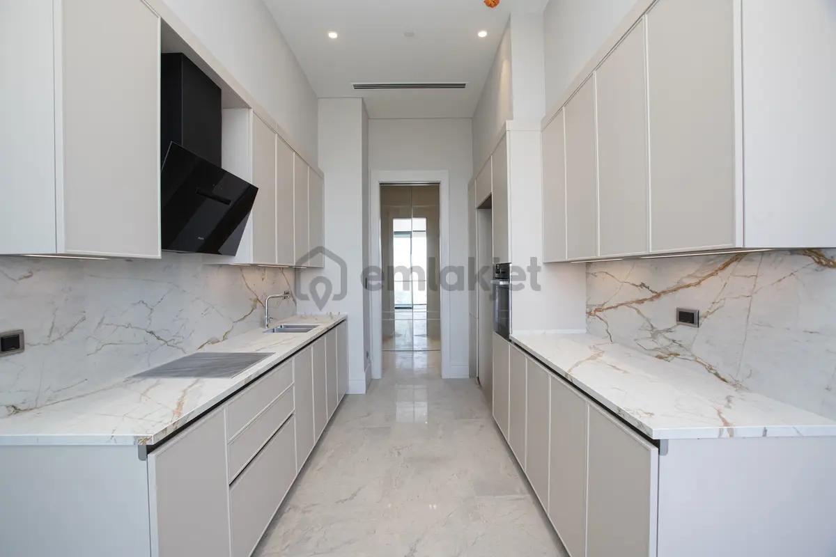 Barbaros 48'de Boğaz Manzaralı Kiralık Daire - 15