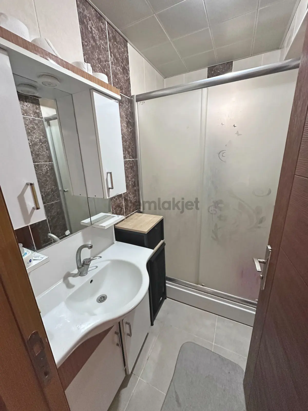 Bahçelerüstü Mahallesinde Yeni Binada Balkonlu 2+1 Satılık Daire - 10