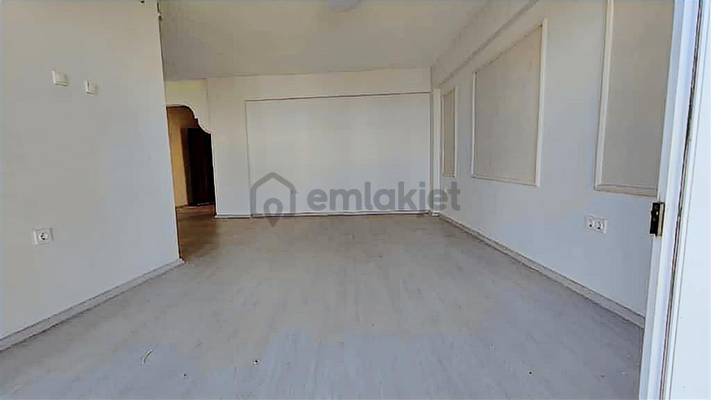 Thor'dan Akdeniz'de 3+1 Kiralık Ofis - 16