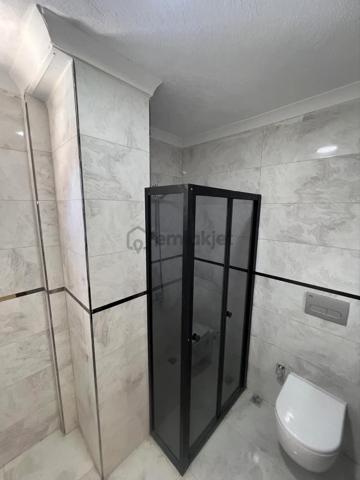 Efeler Mahallesinde Satılık Bahçe Kat Daire - 11