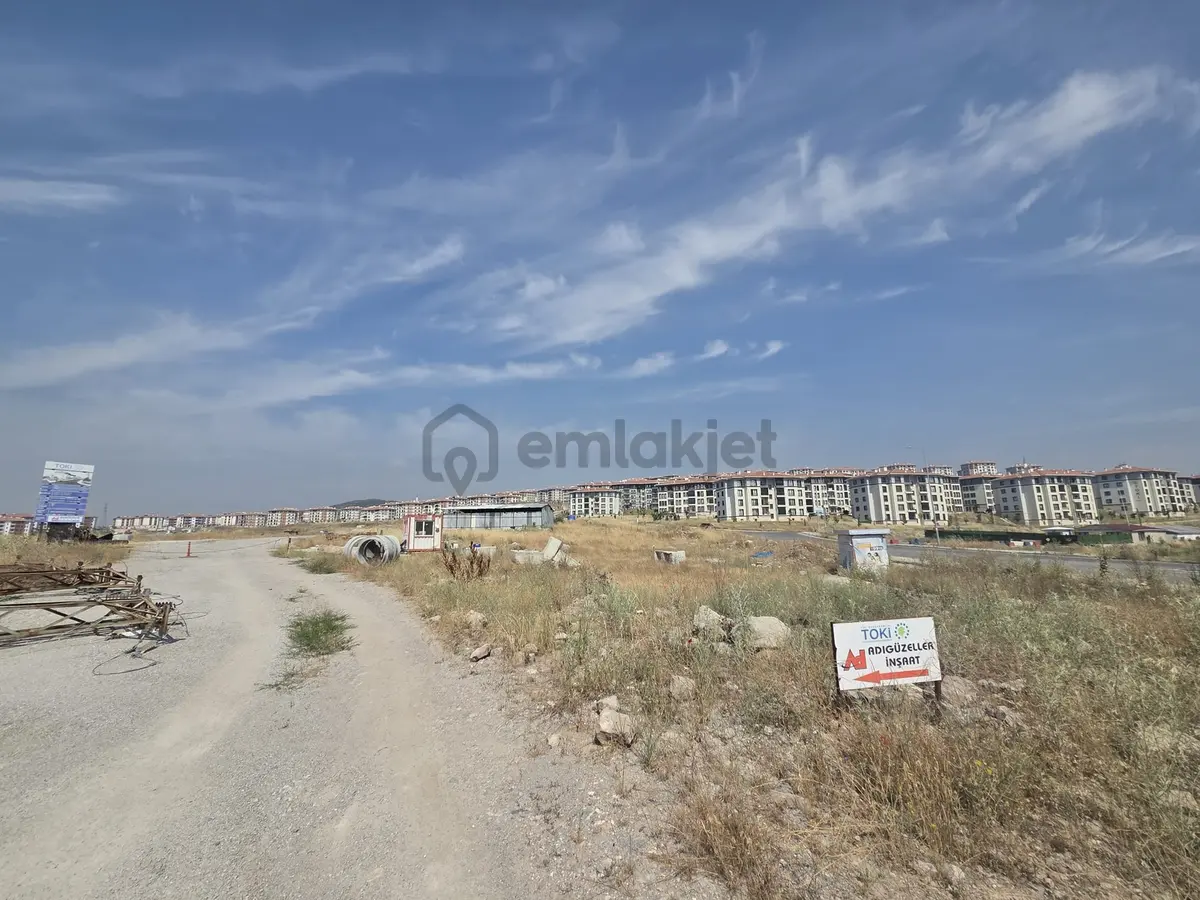 Mir'den Gop'da Tokilerin Girişinde 202 M2 Satılık Arsa - 35