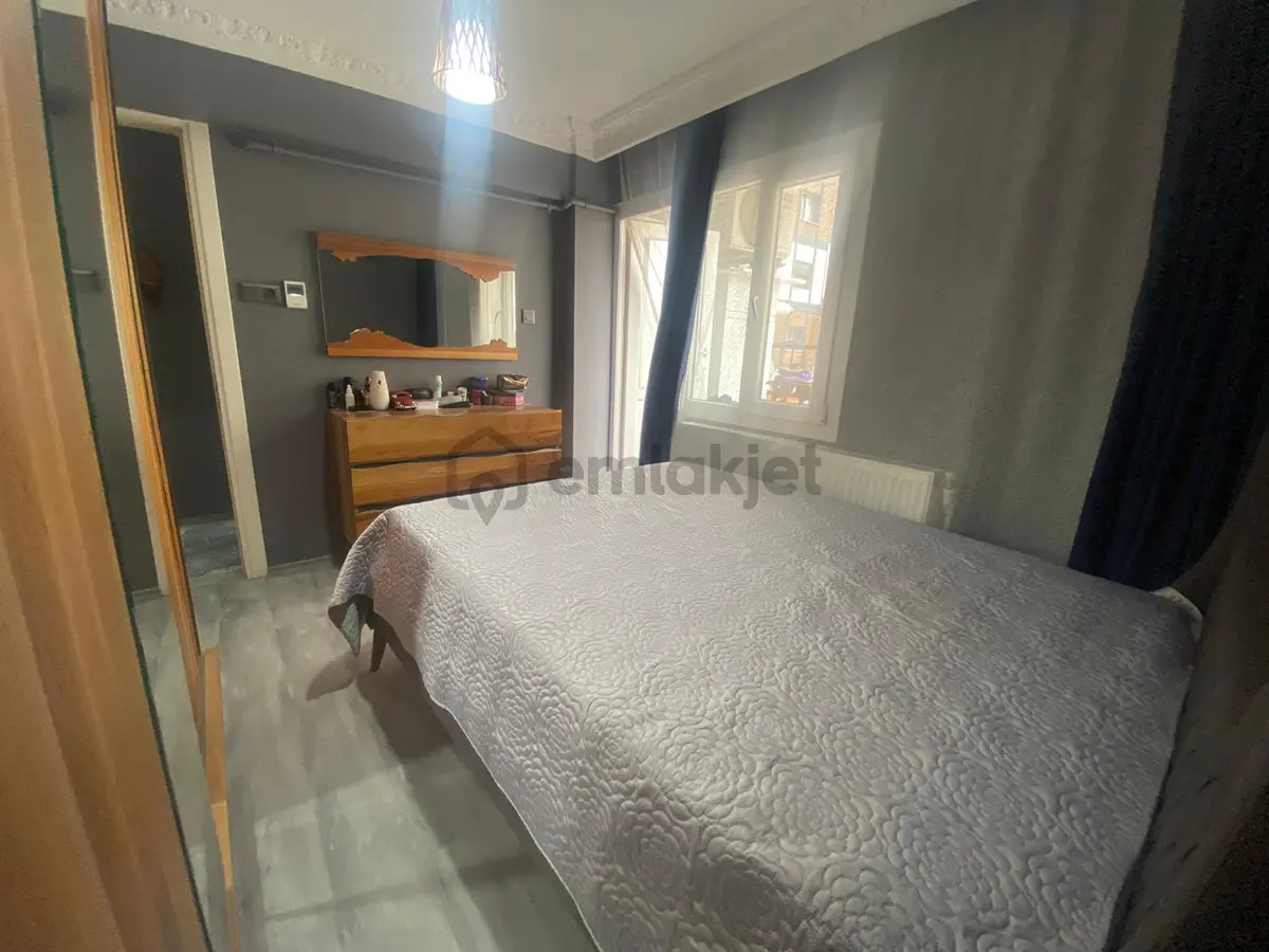Buca Laleli Mah.de 2+1 85 M2 Tadilatlı Arakat D.gazlı Daire - 6