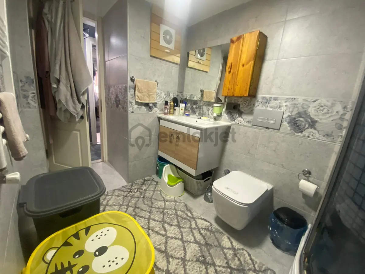 Buca Laleli Mah.de 2+1 85 M2 Tadilatlı Arakat D.gazlı Daire - 23