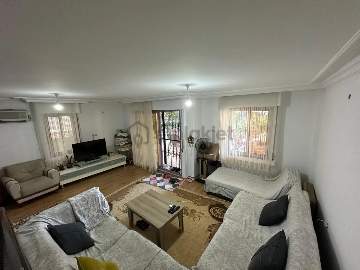 Özdere Orta Mahalle'de Denize Sıfır 5+1 Villa - 6