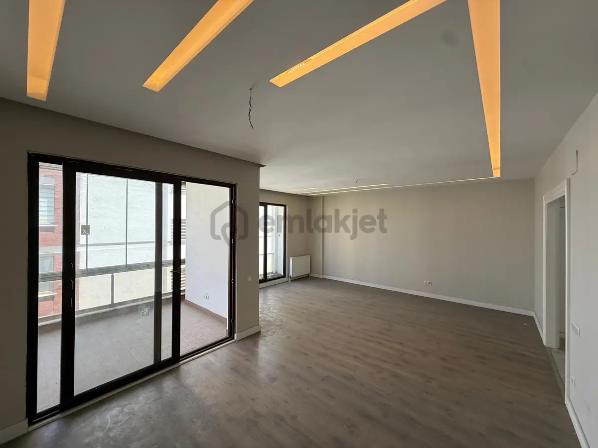 Trabzon Yıldızlı'da Satılık Arakat Dubleks Daire - 17