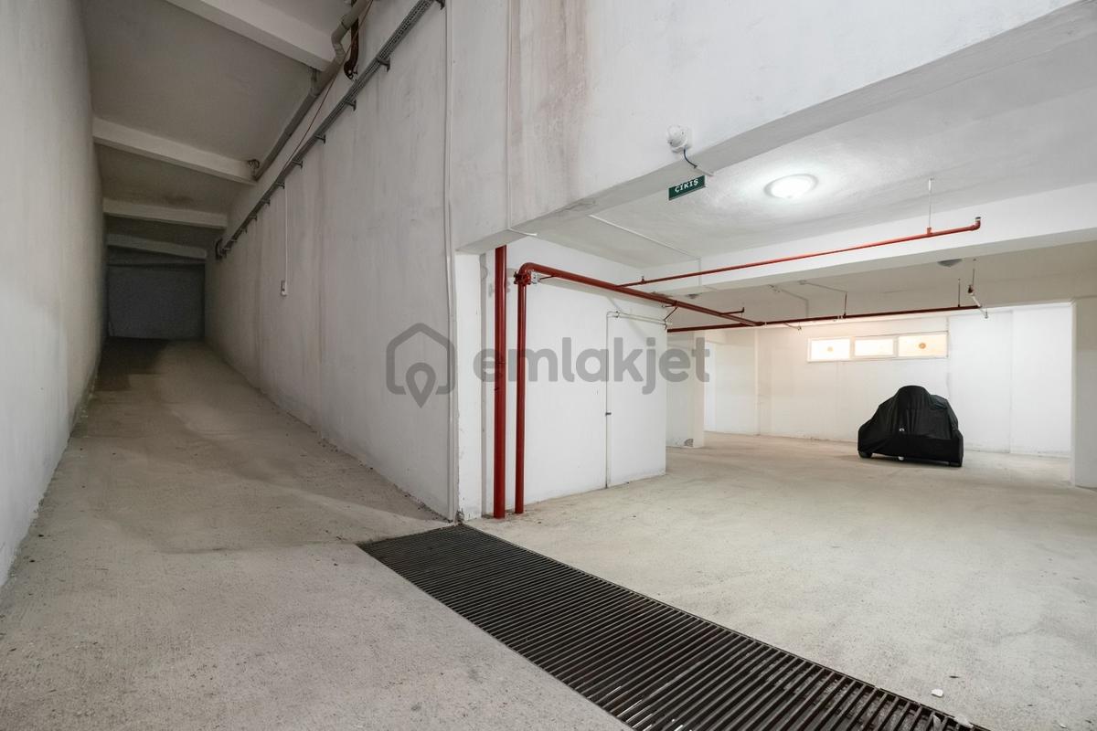 800 M2 Bodrum+zemin +2 Kat Kiralık İşyeri - 28