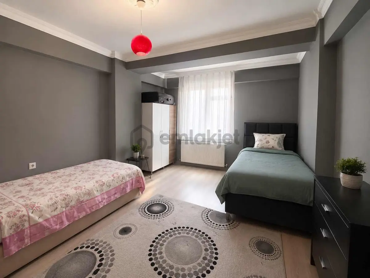 Remax Dem'den Başbağlar Mahallesinde 2+0 Kiracılı Daire - 4