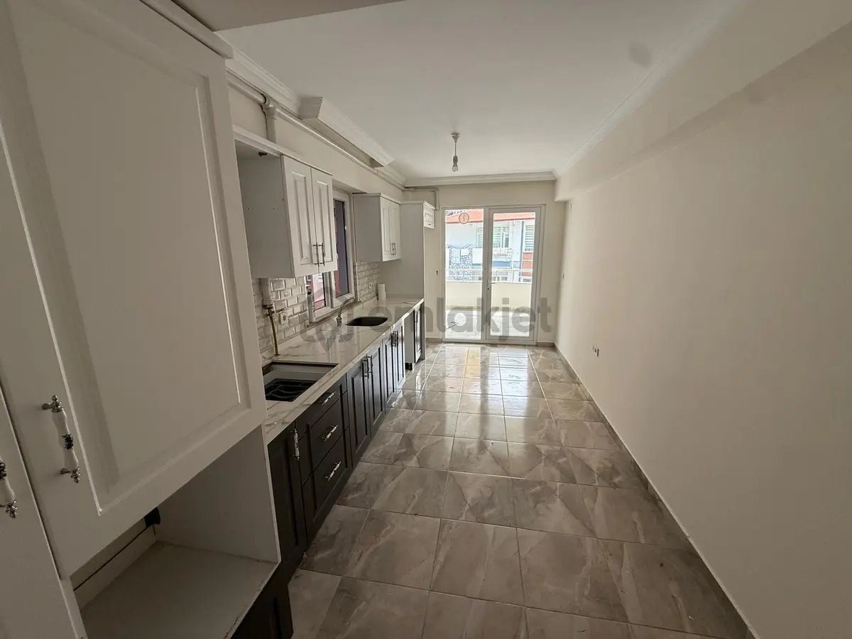 Trabzon Akçaabat'ta Satılık Daire - 2