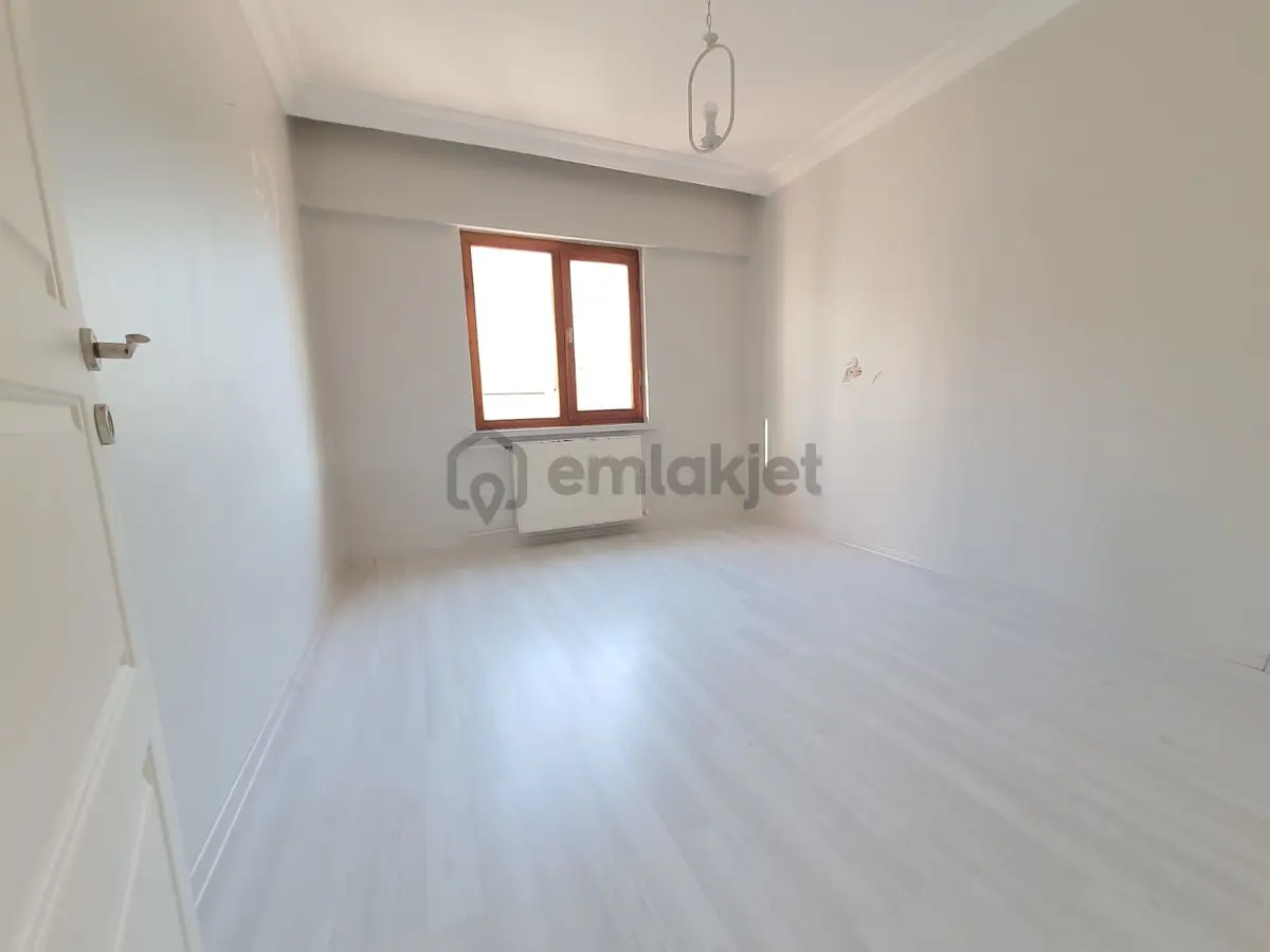 Osmangazide Cd De Emsalsiz Asansörlü Daire - 14