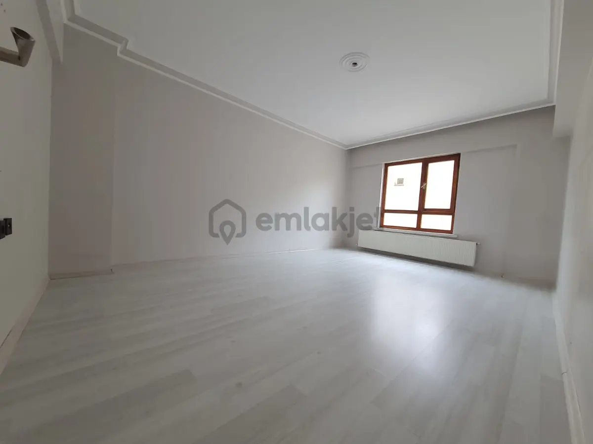 Osmangazide Cd De Emsalsiz Asansörlü Daire - 18