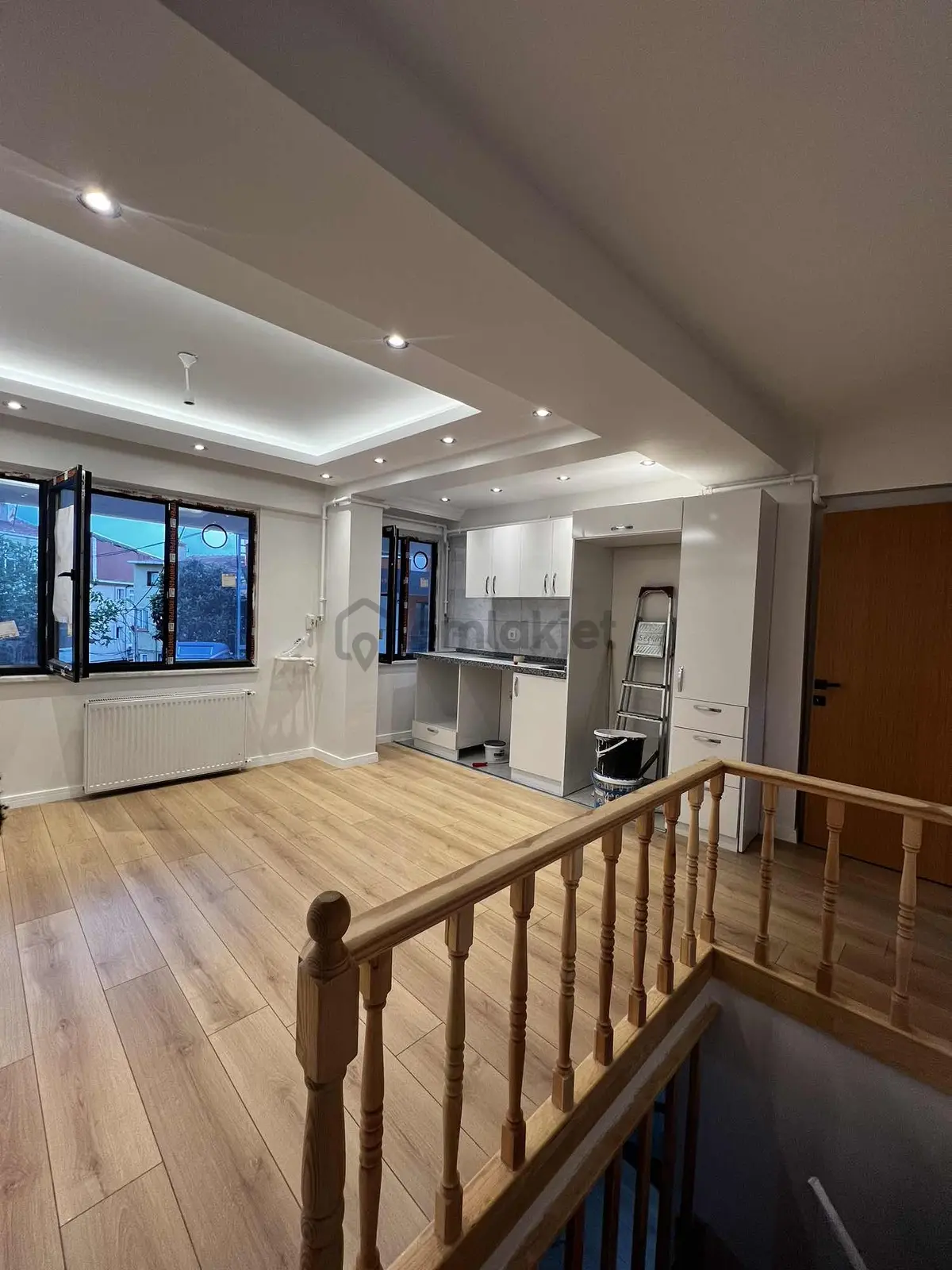 4.levent Çeliktepe Kiralık Sıfır Eşya Bina - 4