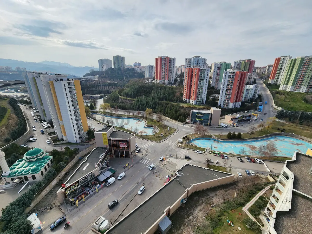 Güler^den Keçiörende Panoramik Vadi Manzralı 12.kat 3+1 Daire