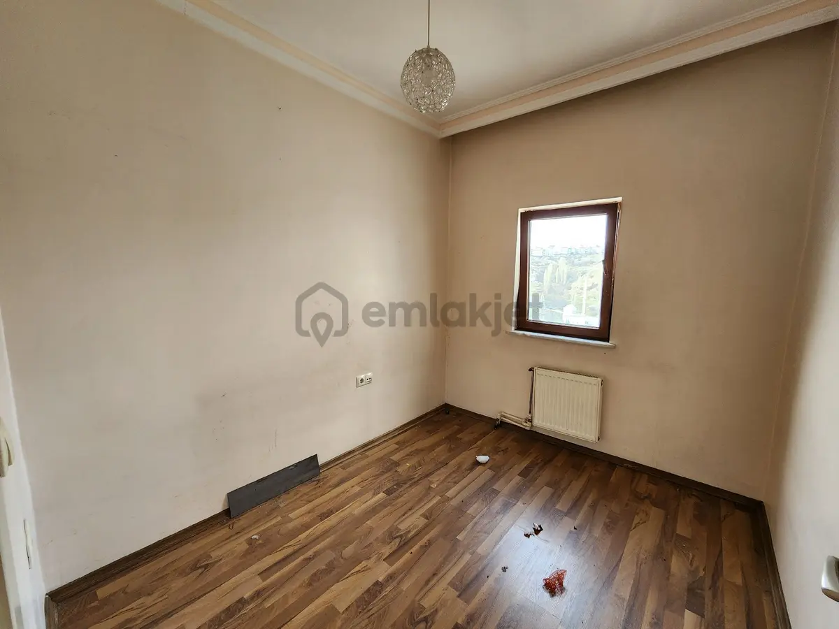 Güler^den Keçiörende Panoramik Vadi Manzralı 12.kat 3+1 Daire - 11