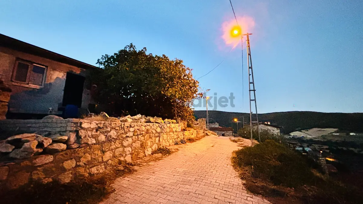 Foça Kocamehmetler'de Satılık 427 M2 Arsa - 13