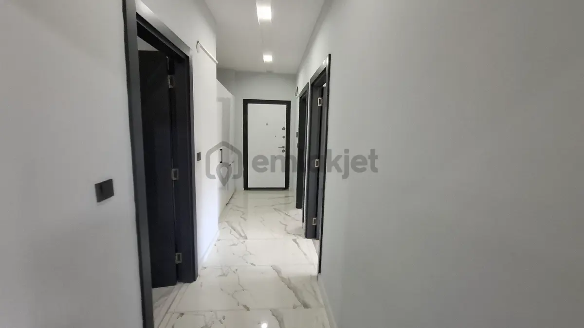 İskanlı 2+1 Ara Kat Daire - 18