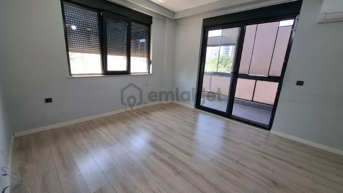 İskanlı 2+1 Ara Kat Daire - 17
