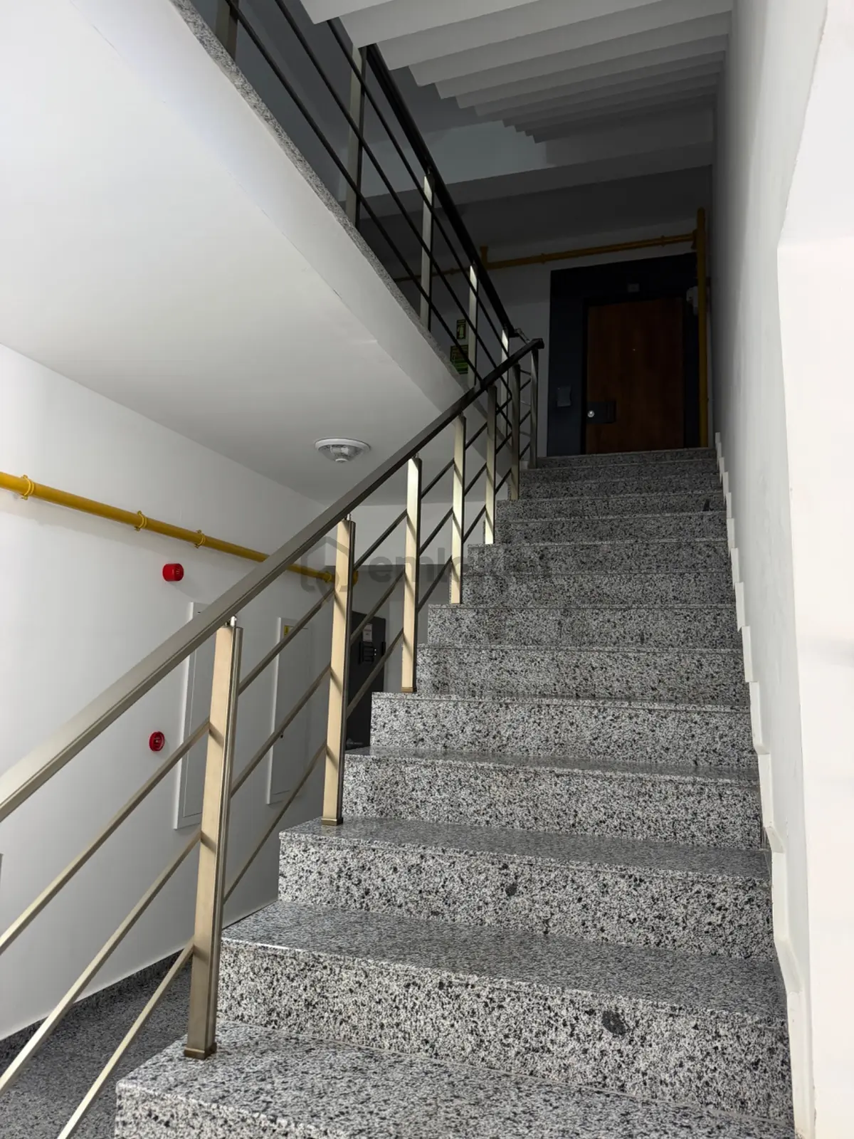 Güzelyalı Mahallesi'nde Satılık 2+1 Daire - 31