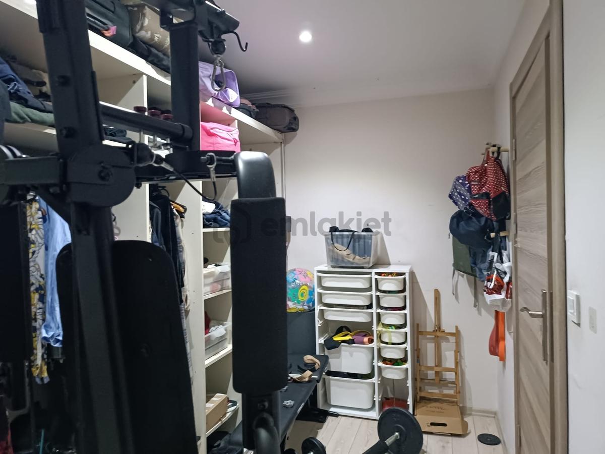 Ayvalık 150 Evler Mahallesinde Satılık 3+1 Daire - 21