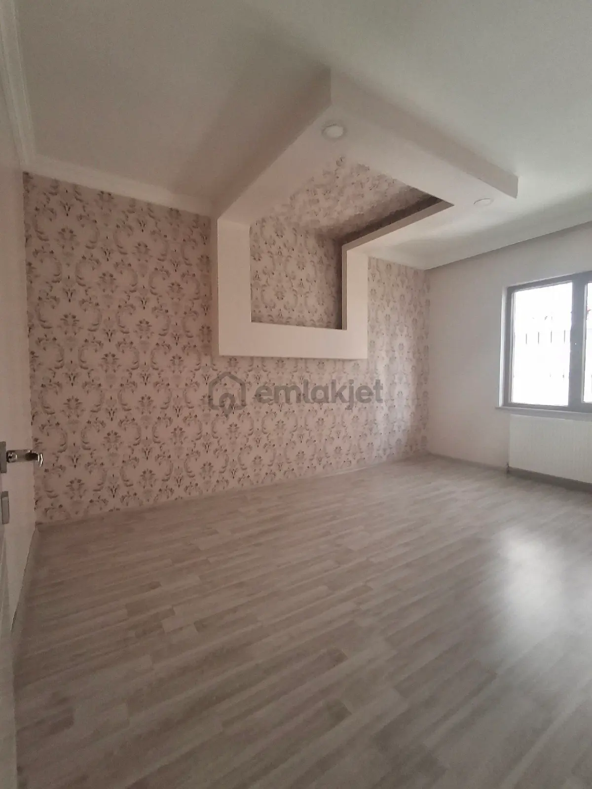 Ereğlikapı Mah Uygulama Oteli Yanı Satık Geniş 3+1 - 25