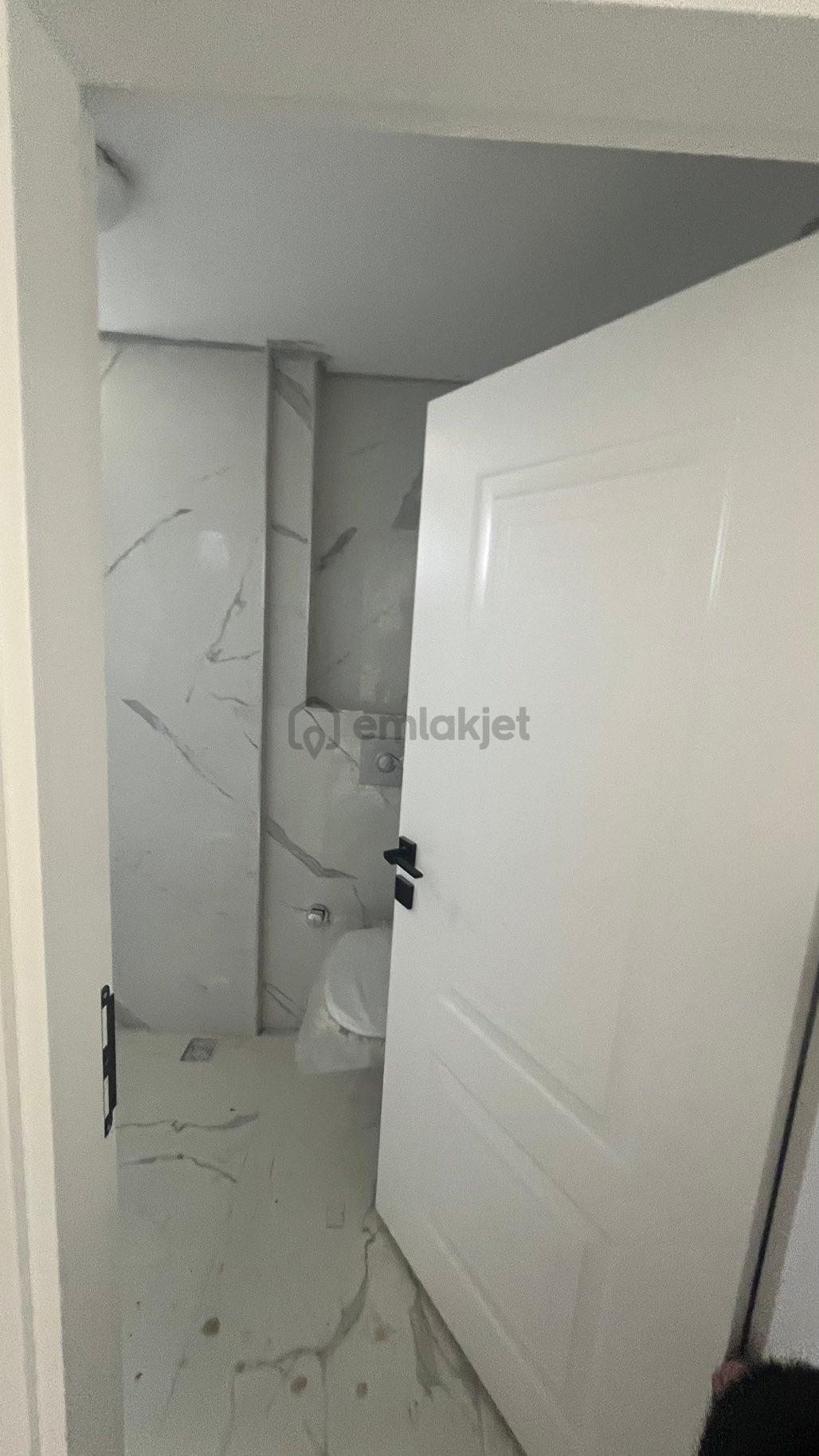 Yeniçiftlikte Satılık Lüks Villa - 18