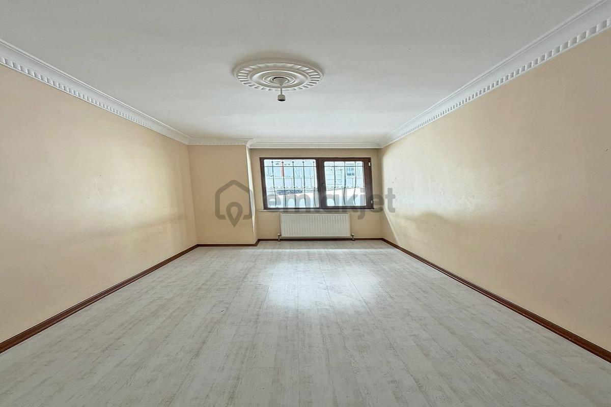 Bahçeşehir'e Komşu Satılık 2+1 Balkonlu Yüksek Giriş Daire - 17
