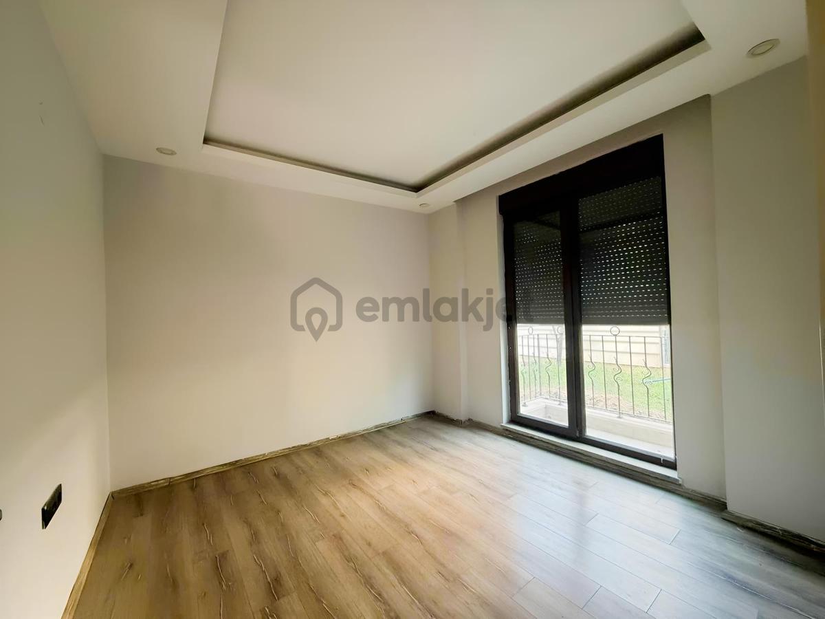 Ayşe Yenidoğan'dan Kapalı Otoparklı Havuzlu 2+1 Daire - 10