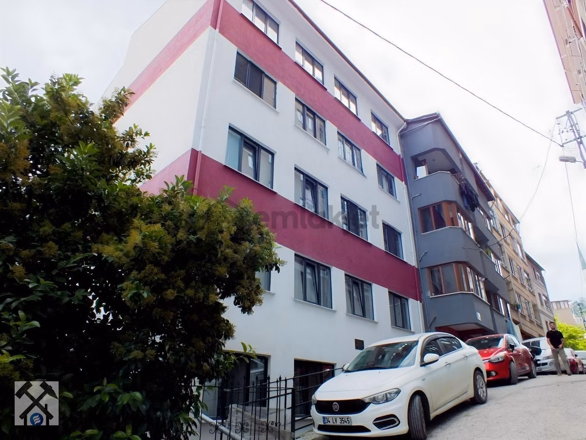 Çarşı Merkezde Satılık 2+1 Daire - 6